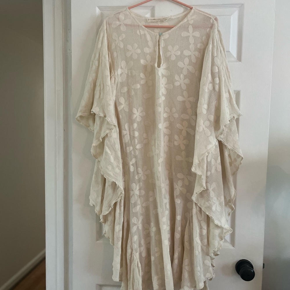 Pretty lace caftan by Jen’s pirates booty